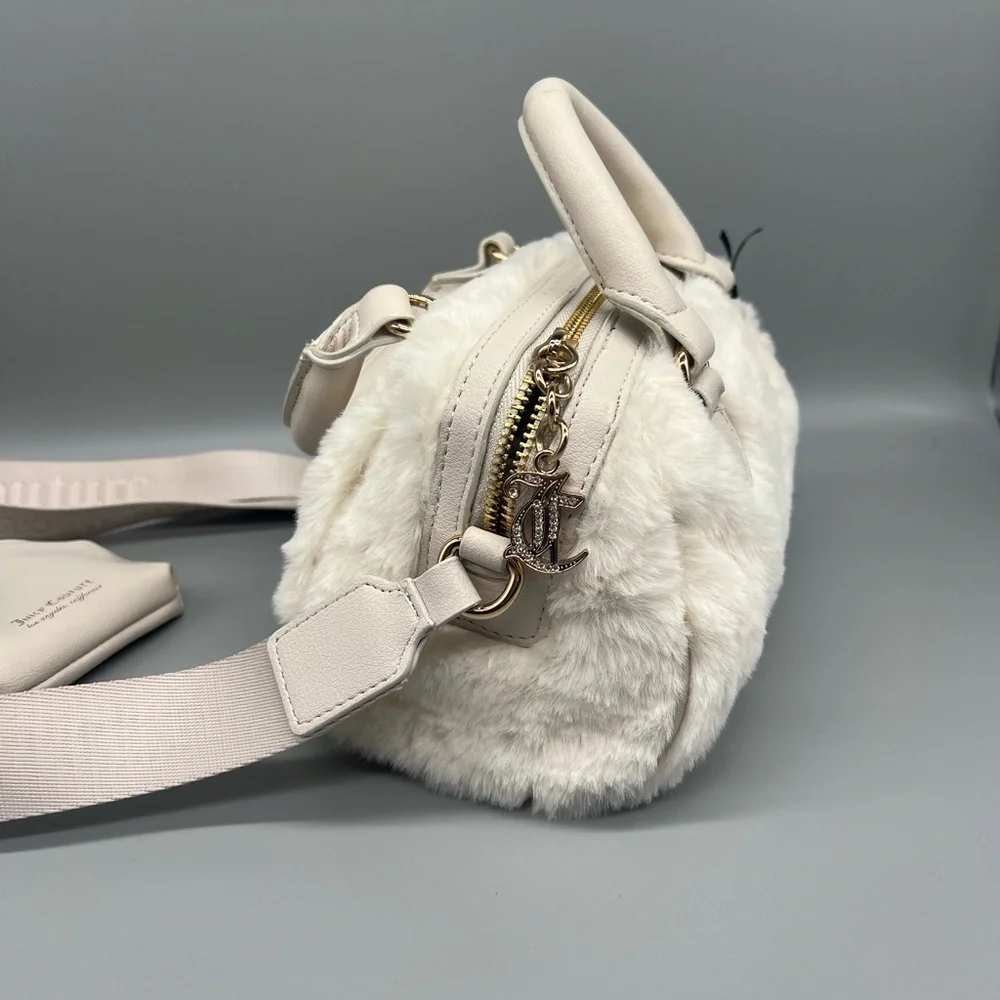 Juicy couture semi charmed satchel purse